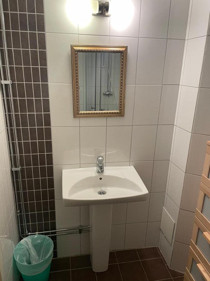 Bjoerkbackens Vandrarhem I Vimmerby Exterior foto