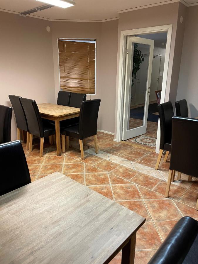 Bjoerkbackens Vandrarhem I Vimmerby Exterior foto